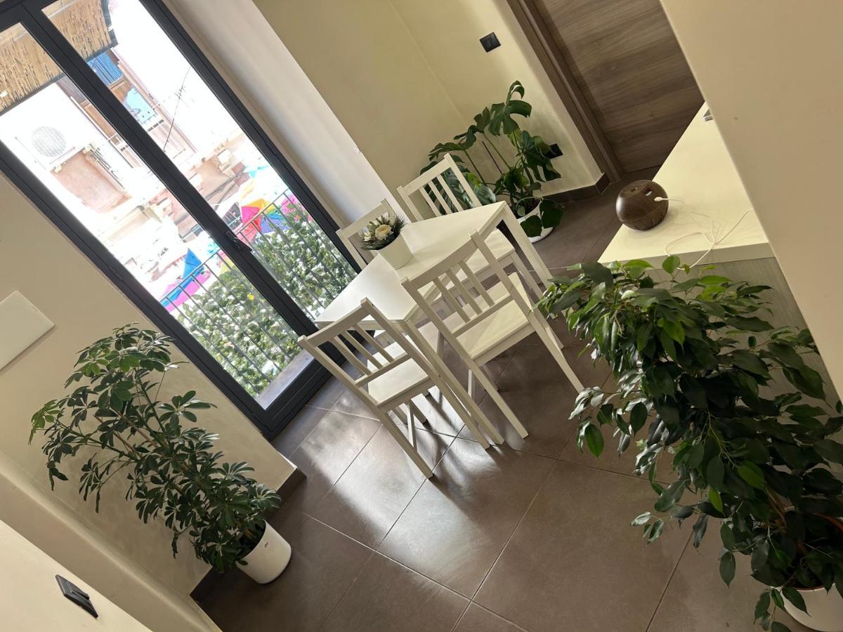 Bed and Breakfast Sistra Катанія Екстер'єр фото
