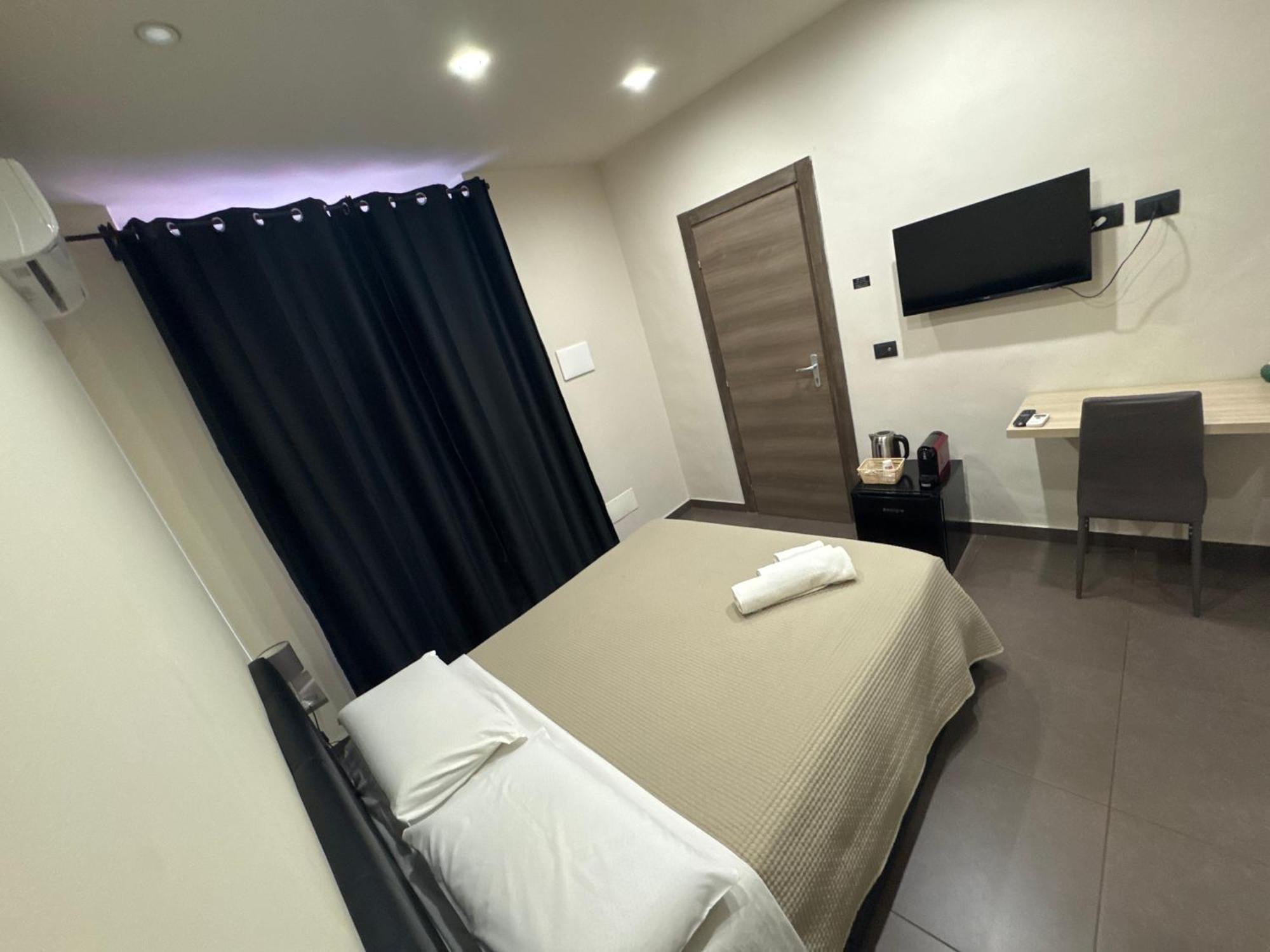Bed and Breakfast Sistra Катанія Екстер'єр фото